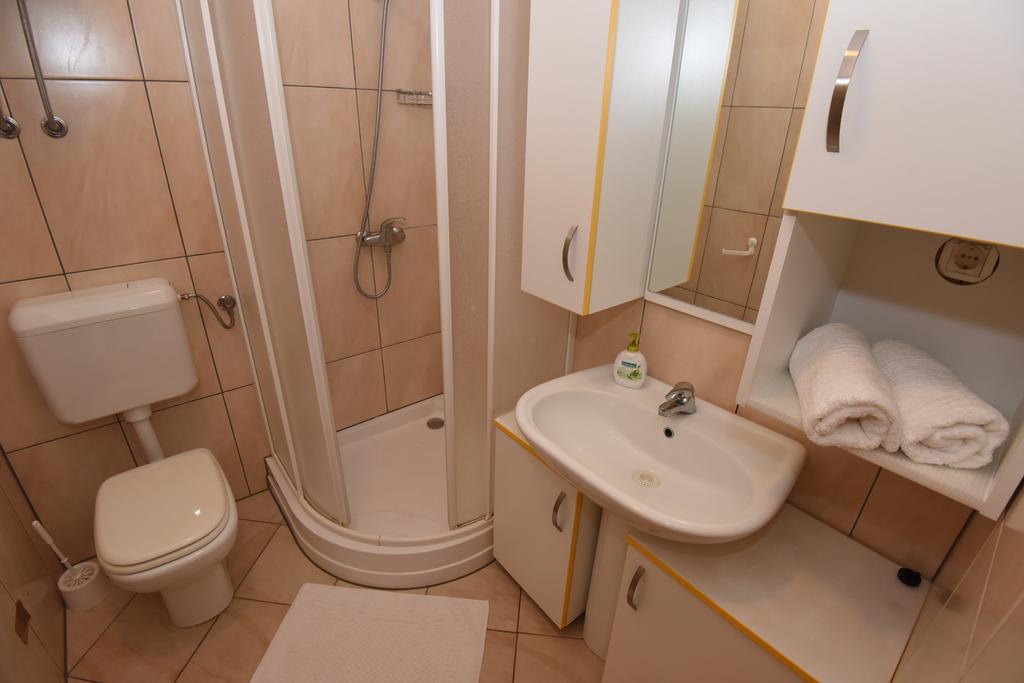 Apartments Roza Miškovići Dış mekan fotoğraf